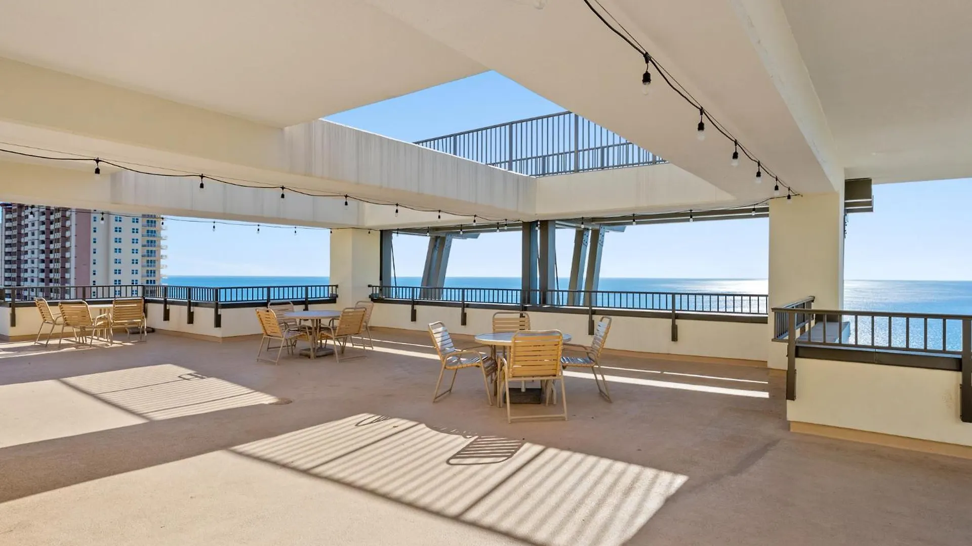 Apartment Origin 1506 - Private Rooftop Balcony - Four Bedroom Penthouse - Gorgeous Sunset Views! Panama Stadt